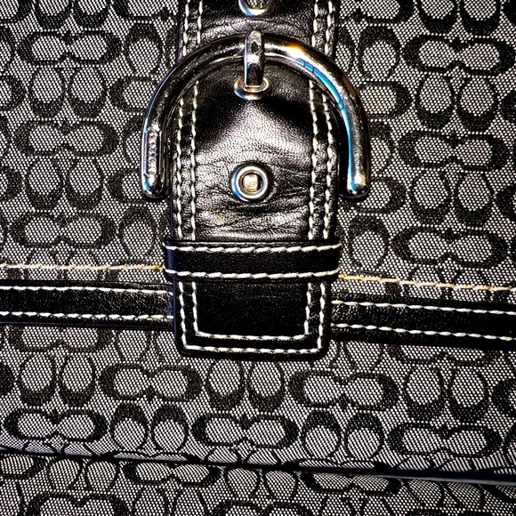 COACH Vintage Style C Logo w Leather Buckle Wallet & Matching Checkbook Cover - Picture 4 of 11